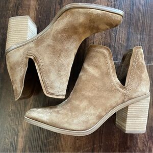 STEVE MADDEN Womens Havannah Block Heel Pointed Toed Shooties